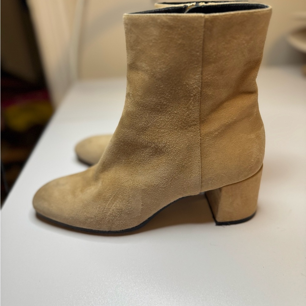 M. GEMÍ The Corsa Boot tan suede ankle boot size 38 - Picture 5 of 9